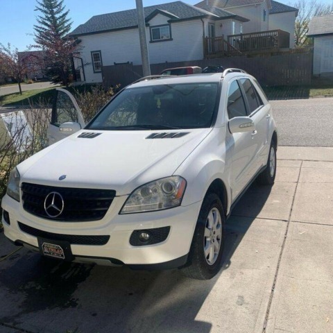 2009 Benz $2900