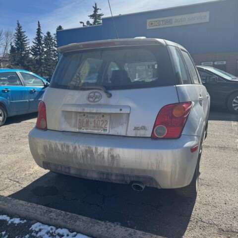 2004 Toyota scion