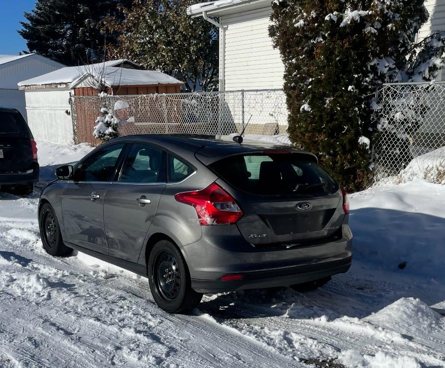 2013 Ford focas $1900